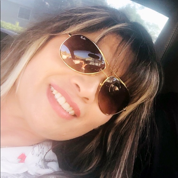 Meet your Posher, Luz - Picture 1 of 3